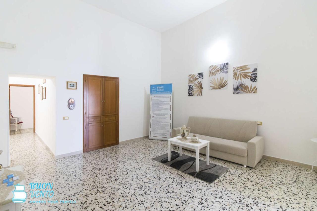 Appartamento La Marea Castro  Esterno foto
